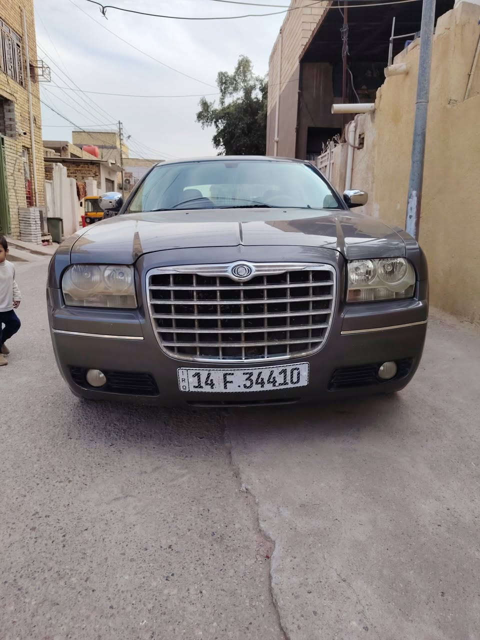 السلام عليكم اوباما 10 اصل مكينه 3500 رقم بصرة باسمي سنويه وارقام جديدة سياره جاهز الاخير بدون نقص عليها ادامه كامله وارد كندي
بيهة بالعراق تبديل جاملغ بدون دواخل
مكان السيارة العمارة مركز المدينه
السعر 117 وبيهة مجال
 الاتصال ***********
