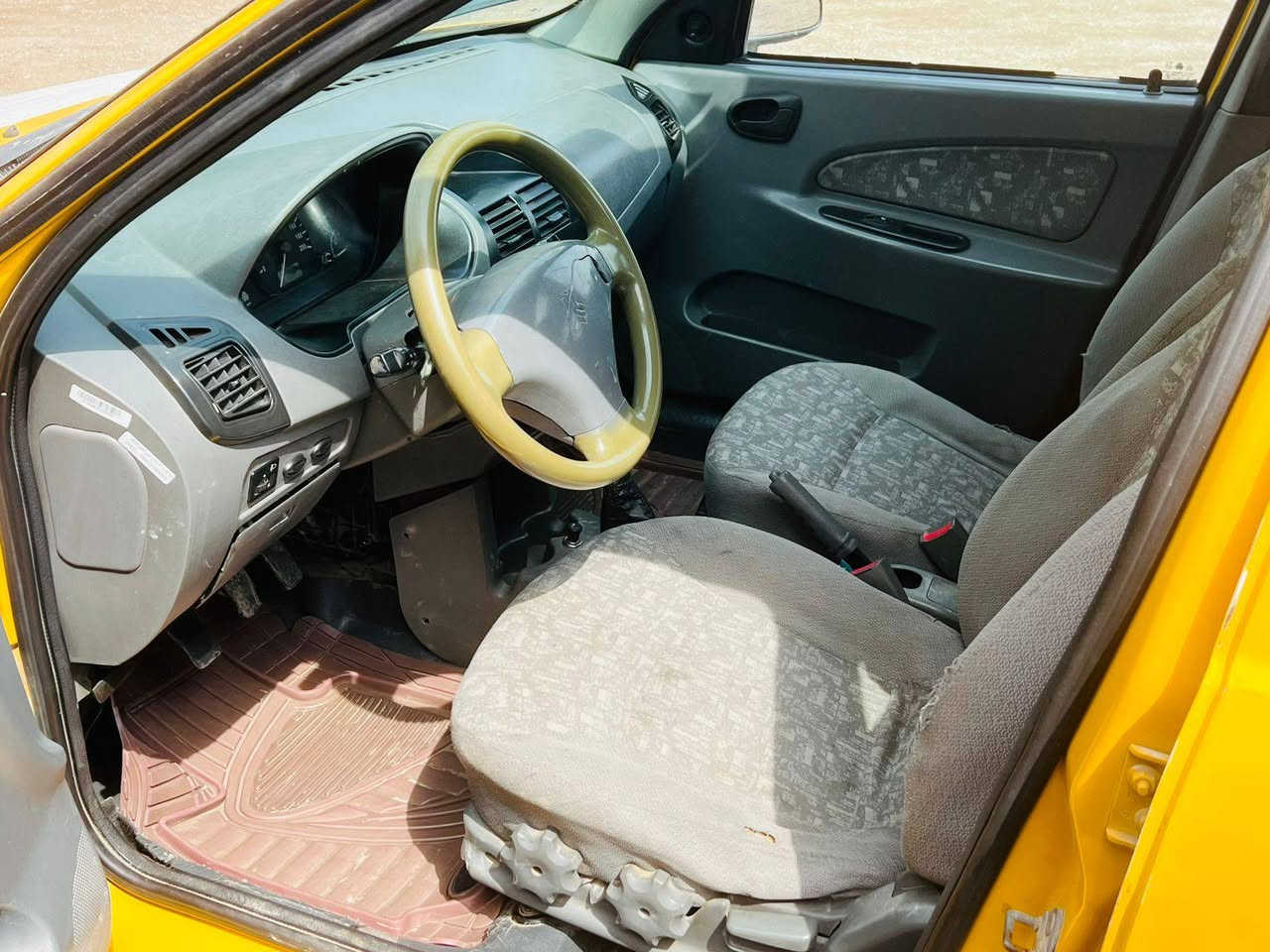 سلام عليكم طيبه موديل 2015 رقم بغداد نكليزي 
مصفره هيه وغرامه تحويل مباشر 

مكينه كير نضيف 

صدر امامي وخلفي نضيف 

كهربائيات شغاله تخم تاير جديد 

دواخل نضيفه حداديه جاهزه 

بيها جاملق خلفي 

العنوان تقاطع لنهروان جسر ديالى جديد 

السعر 30 

التصال ***********
