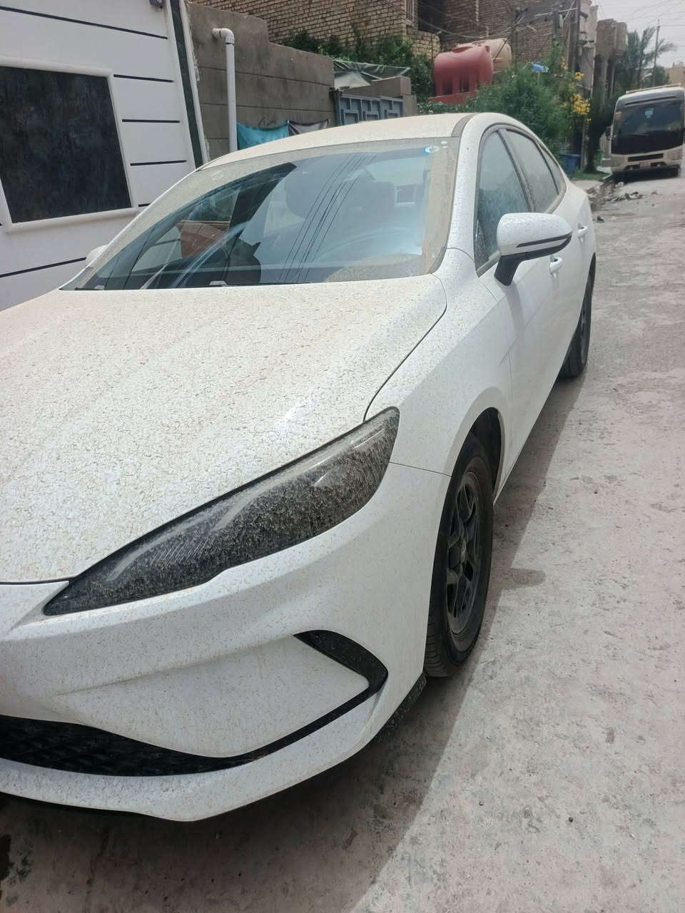 سلام عليكم لبيع بي واي دي سيل ٥ عداد الكلي ٥٠٠٠الاف رايدهه ١٩٥٠٠بيهه مجال بسيط


**إذا كنت صاحب هذا الإعلان وتريد حذفه لأي سبب، رجاءا أرسل رسالة إلى الدعم الفني**