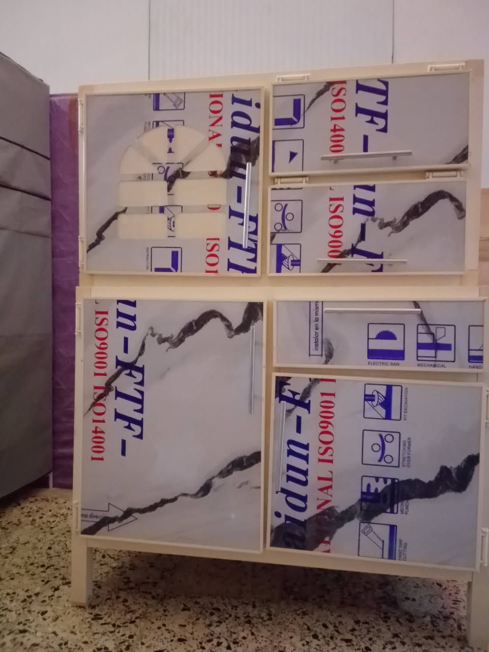للبيع ممستعملات. الكاونتر قطعتين سعره 200.  والكنتور سعره28


**إذا كنت صاحب هذا الإعلان وتريد حذفه لأي سبب، رجاءا أرسل رسالة إلى الدعم الفني**