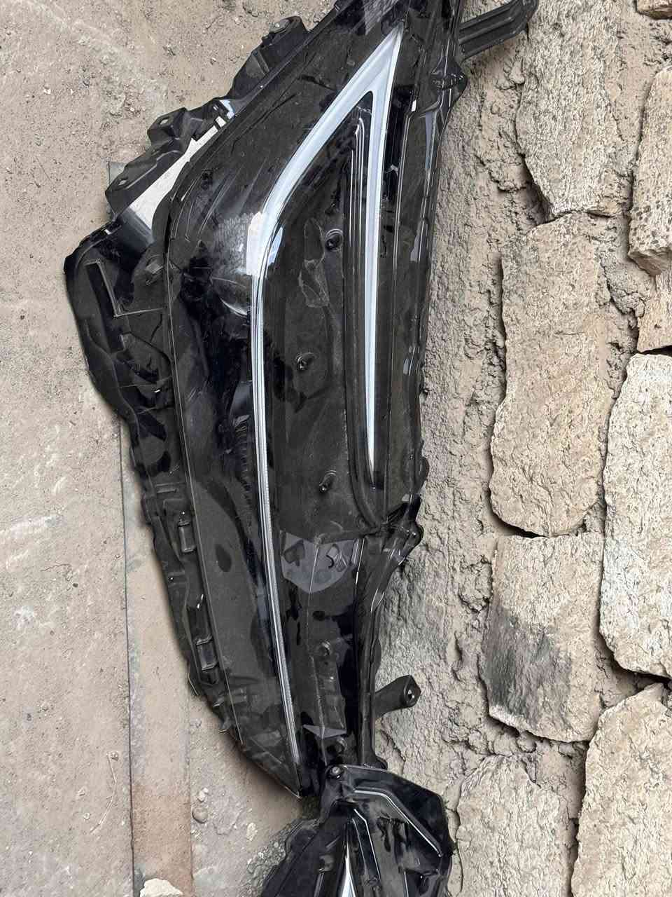 لايت بريوس ٢٤ امريكي اصلي
بك لايت بلكن

يوجد توصيل 

***********
