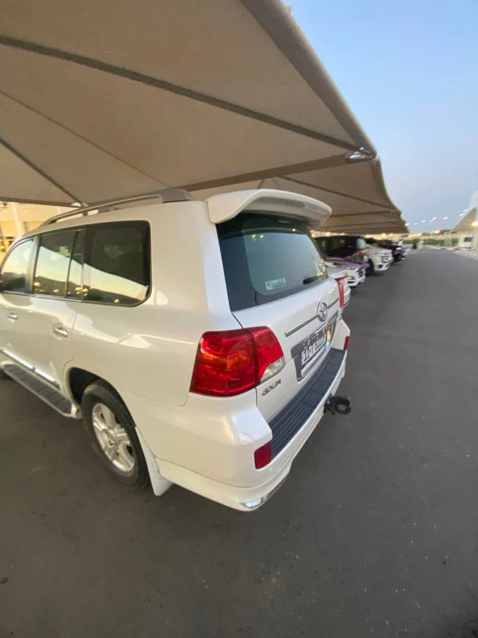 لاندكروز ٢٠١٢ بريم رقم بغداد مكفوله ***********
