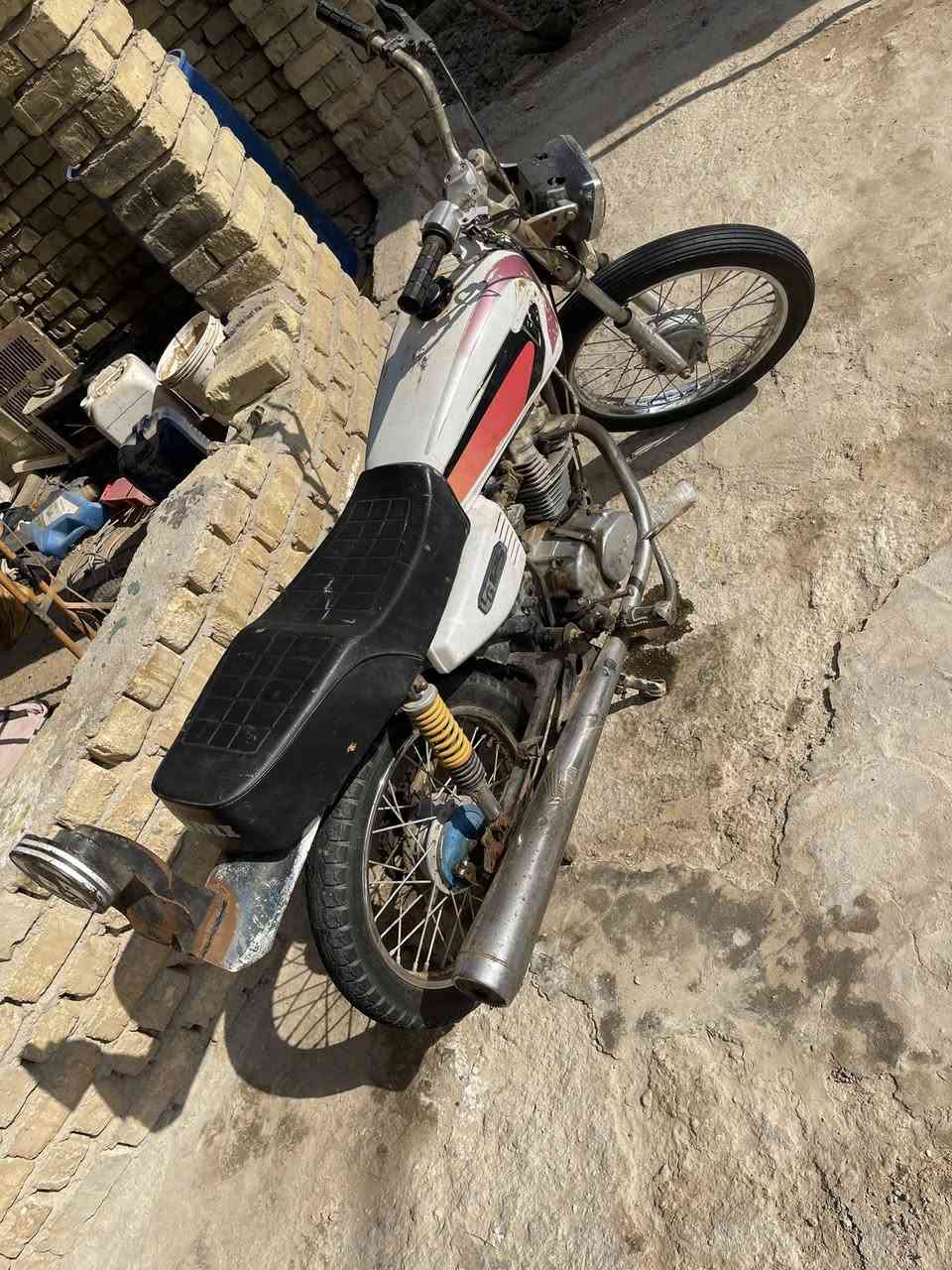 اربعه كير نامه كلك كلك كلك للبيع 250 وبيه مجال حك الجيه  طوريج شط الله ***********
