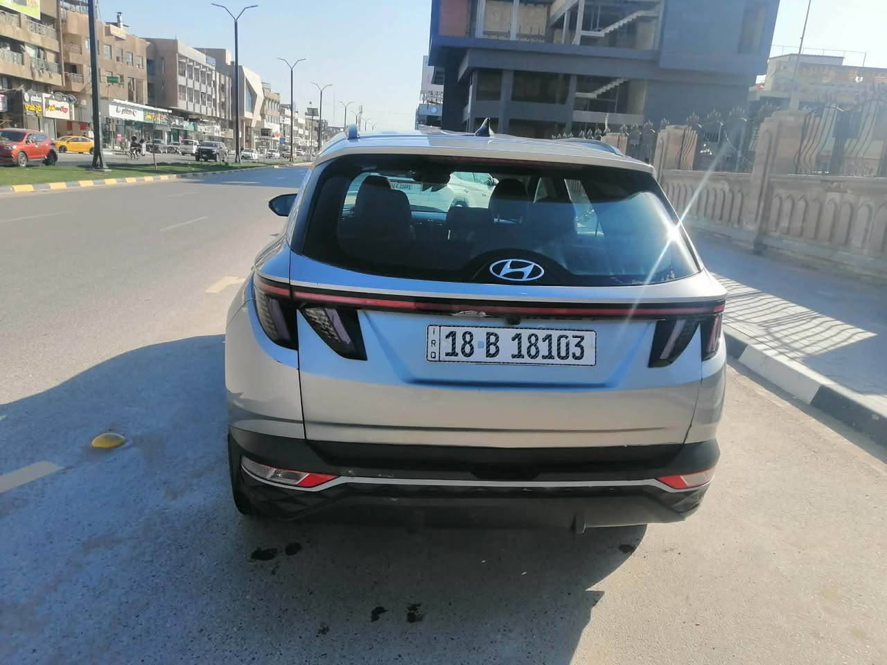 توسان موديل ٢٢لمتدد فول للأخير وارد أمريكي 
ضرره قبق جنطه بدون ايرباك 
رقم بابل 
لون سلفر 
بصمه جلد فتحه تدفئة جلد 
تبريد حصان وسطي محرك ٢٠٠٠و ٢٢
رقمي *********** حلة, بابل
