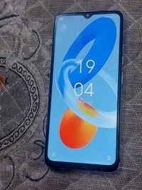 ذاكرة ٦٤ • شاشة مكسورة • شارع ٨٠