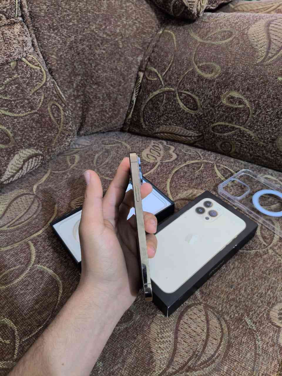 ايفون 13 برو ماكس
ايفون 13 برو ماكس 
256 
ب80 حاسبة 81
بلادي ممفتوح 
شرق اوسط كامل ملحقات 
للمراوس باحدث 
***********
