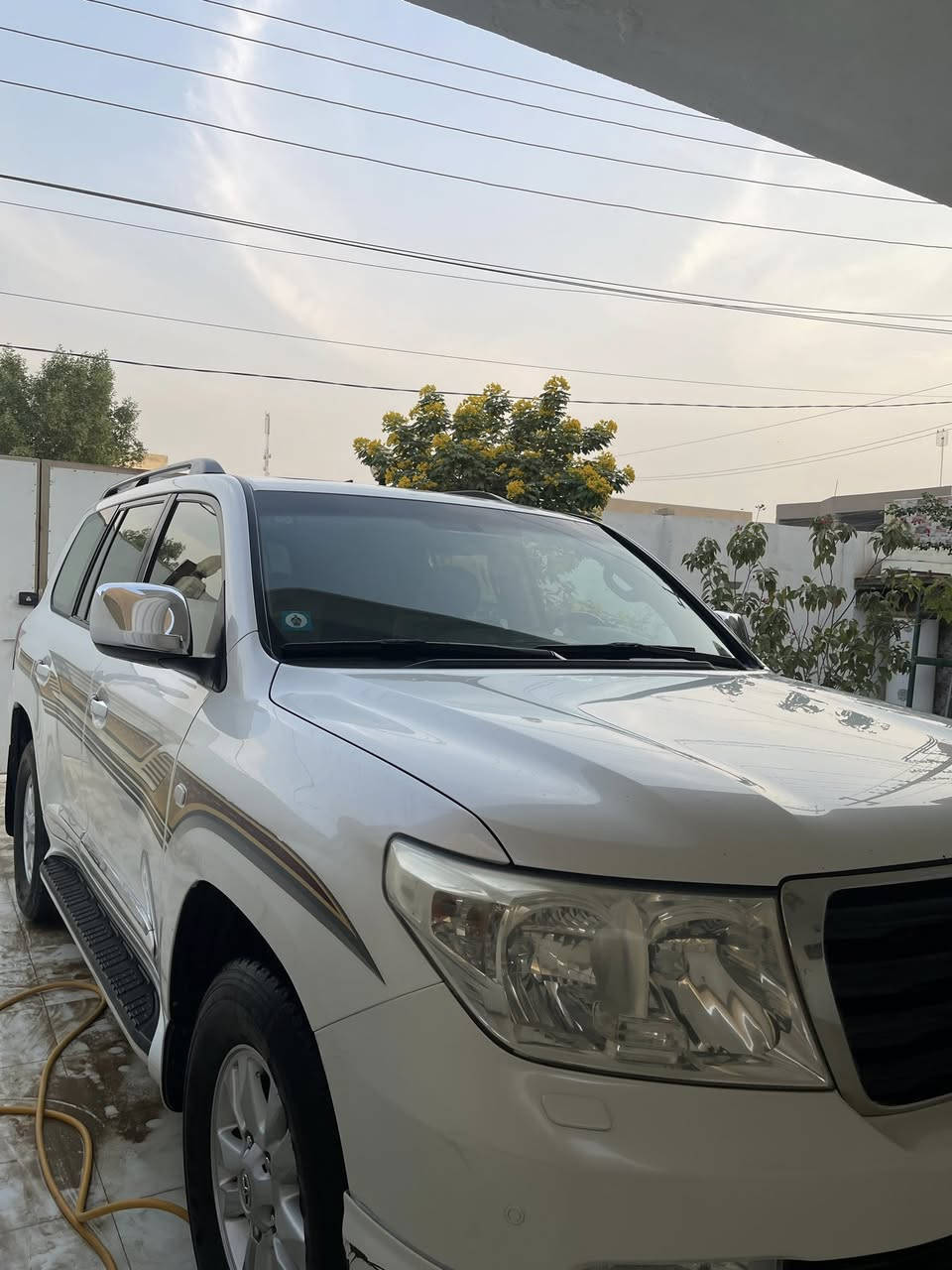 للبيع او المراوس لاندكروز موديل 2009 بريم خليجي شكل الستينيه 
مكفولة كفاله عامه 
فول ومواصفات الاندكروزر معروفه كير مكينه حدادية مابيها نقص سيارة خير من الله 
للاستفسار ‭0770 720 0720‬
