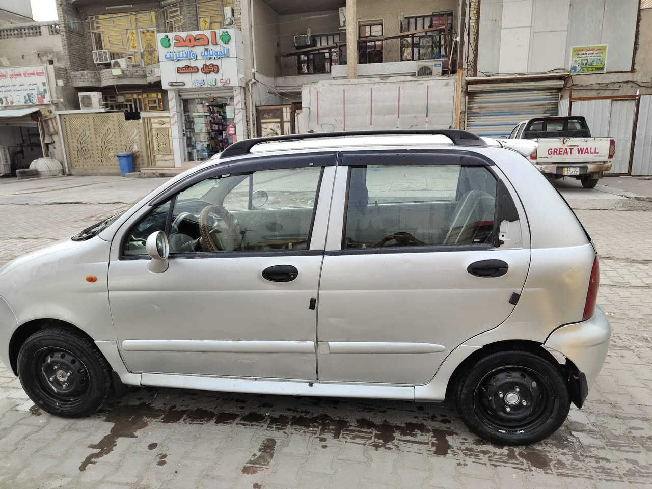 السلام عليكم كيوكيو للبيع 2009 كبر ومحرك مكفولات بيها صبغ احزام السعر 30ورقه وبيها مجال العنوان بغداد حى اور ***********
