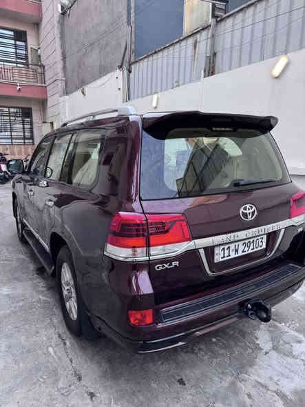 للبيع
تويوتا لاندكروزر 2016 بريمي
محرك 6 سلندر 
بنزين – اللون كرزي
ماشية 128 ألف كم

السيارة نظيفة جداً استعمال شخصي
مكينة + گير + شاصي على الشرط
جاملغ الأمامي والخلفي بارد (كما موضح في السونار)
ما محتاجة أي شي وجاهزة للاستخدام
سعر : 445 وبيها مجال 
للأستفسار : ***********
العنوان بغداد الكرادة
