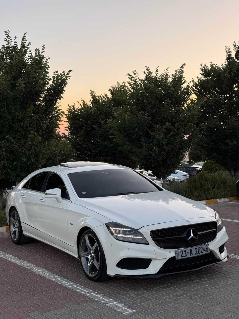 merseds benz Cls 2012 350 BCM خلیجی سفری ئێرە
مواصفات فوول مواصفات خلیجی مەکینە مرغوب

صلاید.بلادی پەردە.حاسەی پێش و دوا.سنوق شەفت.گێر لە سوکان.٤ دەرگا بەصمە.کوشن جڵد.کوشن خەزن.شاشە گەورە.فڵچە ئۆتۆ.ئاوێنە ئۆتۆ.لایت ئۆتۆ.کامێرا.ئاوێنە کارەبای.صلاید ئۆتۆ.تەحدید سورعە.زۆر مواصەفاتی تر

سەیارەکە زۆر جایزە ماڵی دۆستە هیچ مەسرافێکی تیانیە تازە سێرفس کراوە گێر و مەکینە نەکراوەتەوە و هەمووی بە شەرتە بە ناوی خۆمەوەیە  بێ بۆیاخە کلین پێش و پشتی کراوە بە ٢٠١٦ ئای ئێم جی 

نرخ:٢١٧$

***********
*********** السليمانية, العراق
