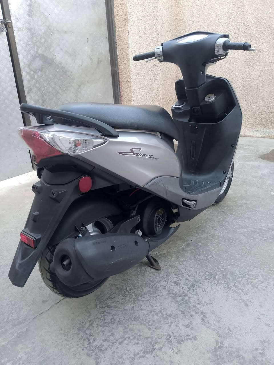 سلام عليكم للبيع مكفوله كفاله عامه 2015 سويت فول ***********
