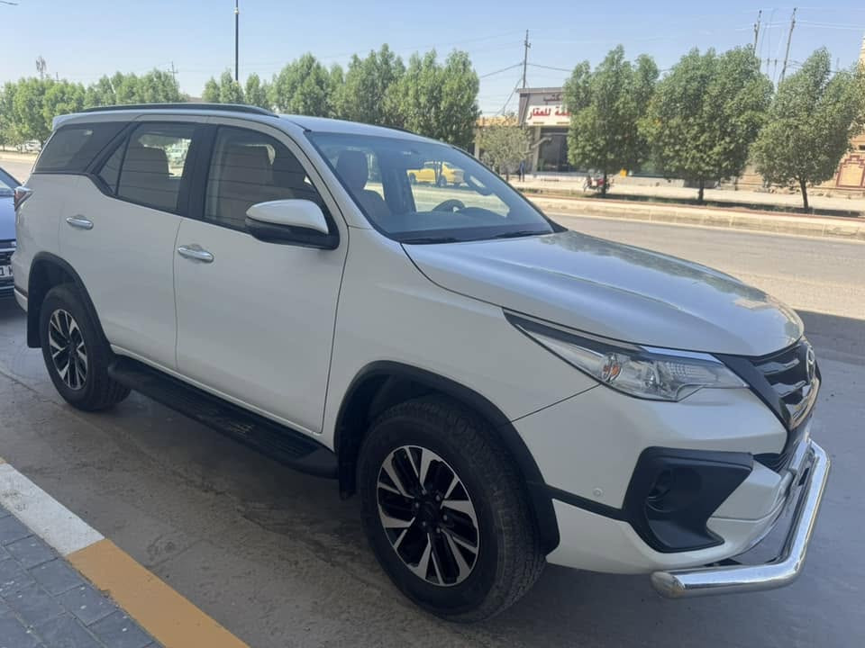 السلام عليكم  سيارة فونشر DRD مكينه 2700 للبيع موديل 2019 السيارة فول مواصفات سبعة راكب تبريد ٣ قطع دفع رباعي دبل حساسات مري شفط خليجي ماشية 118 رقم اربيل بأسمي تحويل ثاني يوم السعر 265 وبيها مجال مكان السيارة فلوجة للأستفسار اتصل على الارقام التالية واتساب اتصال
***********
***********
