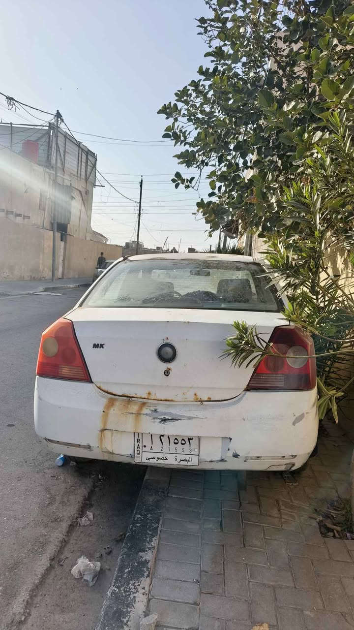 سيارة جيلي للبيع محرك كورلا رقم بصرة واكفة ما تشتغل ابيع على حالها السعر ١٥ ورقة التواصل رقمي 
***********
مكاني البصرة البصرة, العراق
