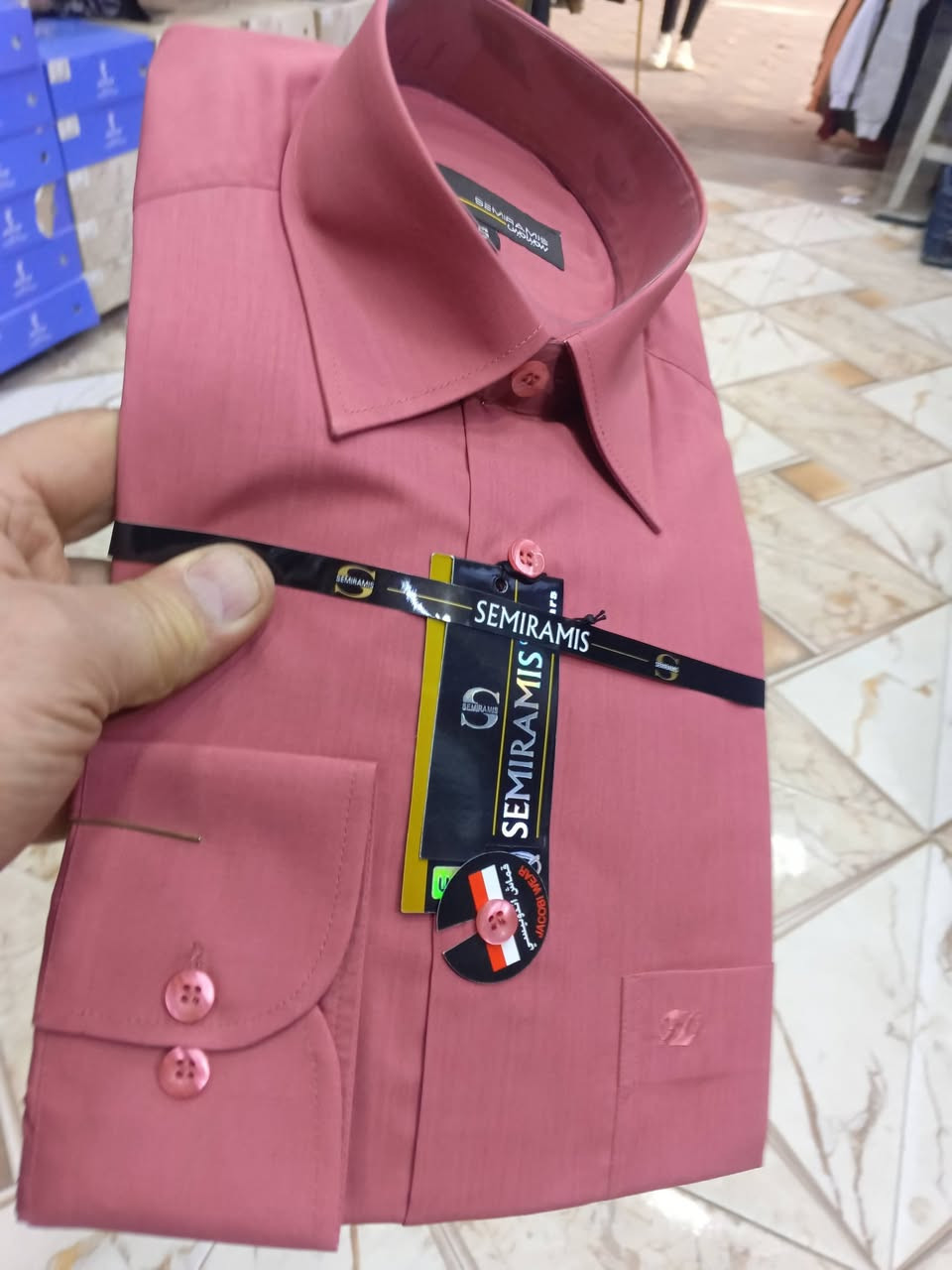 قميص ردن ماركة جاكوبي شبابي 
السعر 15000
القطعتين 25000
التوصيل اي كميه 5000
اذا متكدر تجينا احنه نجيك🚗
متوفر خدمة توصيل كافة المحافظات
للتوصيل مراسلة البيج او الاتصال))
(***********)
(7776956966)
—————————————-
#العنوان_الانبار_هيت
#_بداية_شارع_الحم#
