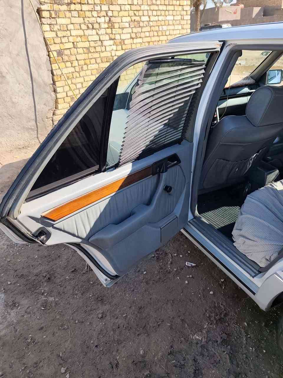 السلام عليكم مارسدس للبيع موديل 1992بلادي ومكفول تخم تاير مكينه كنكبوت جديده كشنات جلد وكهرباء تبريد ثلج  لا يتم زنون  بريك اي بي اس  سياره جديده حداديه كهربائيات باتري مكاني بابل القاسم ***********سعر 80بيه مجال
