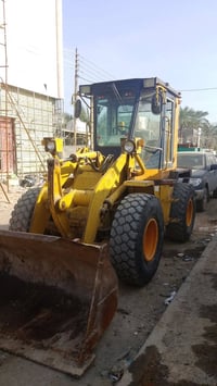 شفل كومارسو حجم 70 للبيع جاهز العمل مكينه وكير خير من الله  مكان بغداد...