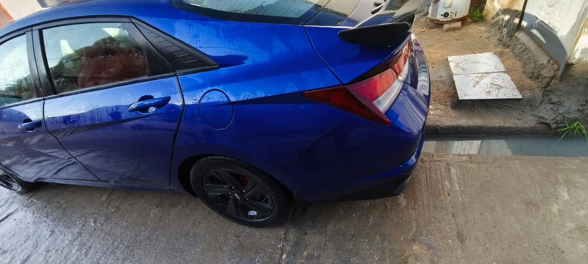 رقم نجف دولي سنوية لل٣١ مكاني ديوانية السعر ١٣٥ ون حادث كلين داخله وهنا صار بيها حادث دور الجاملغ الخلف السايق فقط
النترا ٢٠٢١ كلين بدون حادث رقم نجف بأسمي 
سنوية لل٣١ 
مكاني ديوانية 
بلعراق بيها حادث دور الجاملغ خلف السايق فقط

                           مواصفاتها

مانع انزلاق 
بصمة ابواب 
ابواب ترحيب
 كشنات جلد
جنطة اوتو عند الاقتراب منها 
 بصمه تشغيل عن بعد 
تحديد مسار 
لايت زنون شادلها بورقتين نهار
 ومانع تصادم امامي وخلفي 
 ورادارات امامي وخلفي 
مانع انحدار 
 تحكم ستيرن
 الشاشة كل عطل مابيها 
محرك ٢٠٠٠ دوش
 كير اي تي المرغوب 
السيارة متعوب عليها رياضية

 اتصال او واتساب ***********
رجاءا اخوان اللي ميشتري ليكسر بالسعر يرحم امواتكم والتعجبه اني خادم @إشارة
