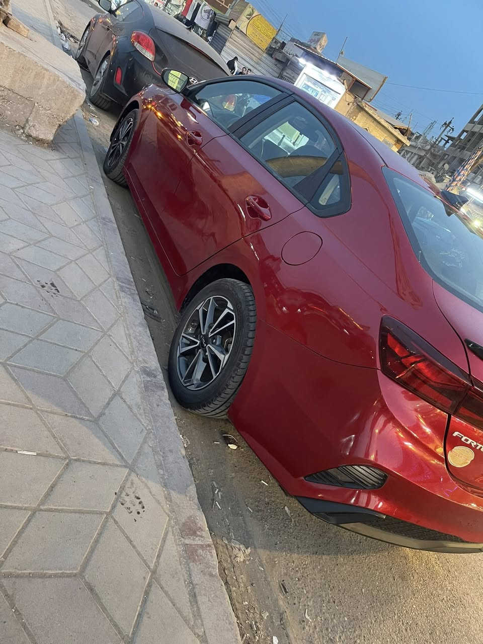 سلام عليكم اخوان فورتي مديل 22 بدون يرباك بس جاملغ مدل باقي ليبل واحد رقم أربيل بسمي سعر 146 مكان بغداد رقمي ***********
