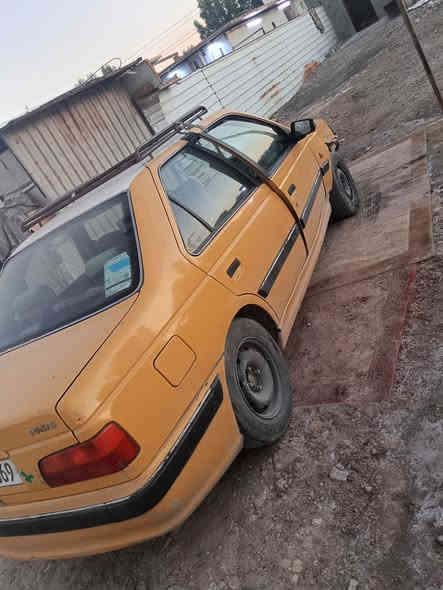 السلام عليكم بيع سيارة بيجو بارص موديل 15 سياره جاهزه 
مثل مموضع بالصوره 
ضربه جاملغ
وبيه جاملغ خلفي مصبوغ 
وباب السايق مبدل
السعر 38 وبيه مجال 
***********
