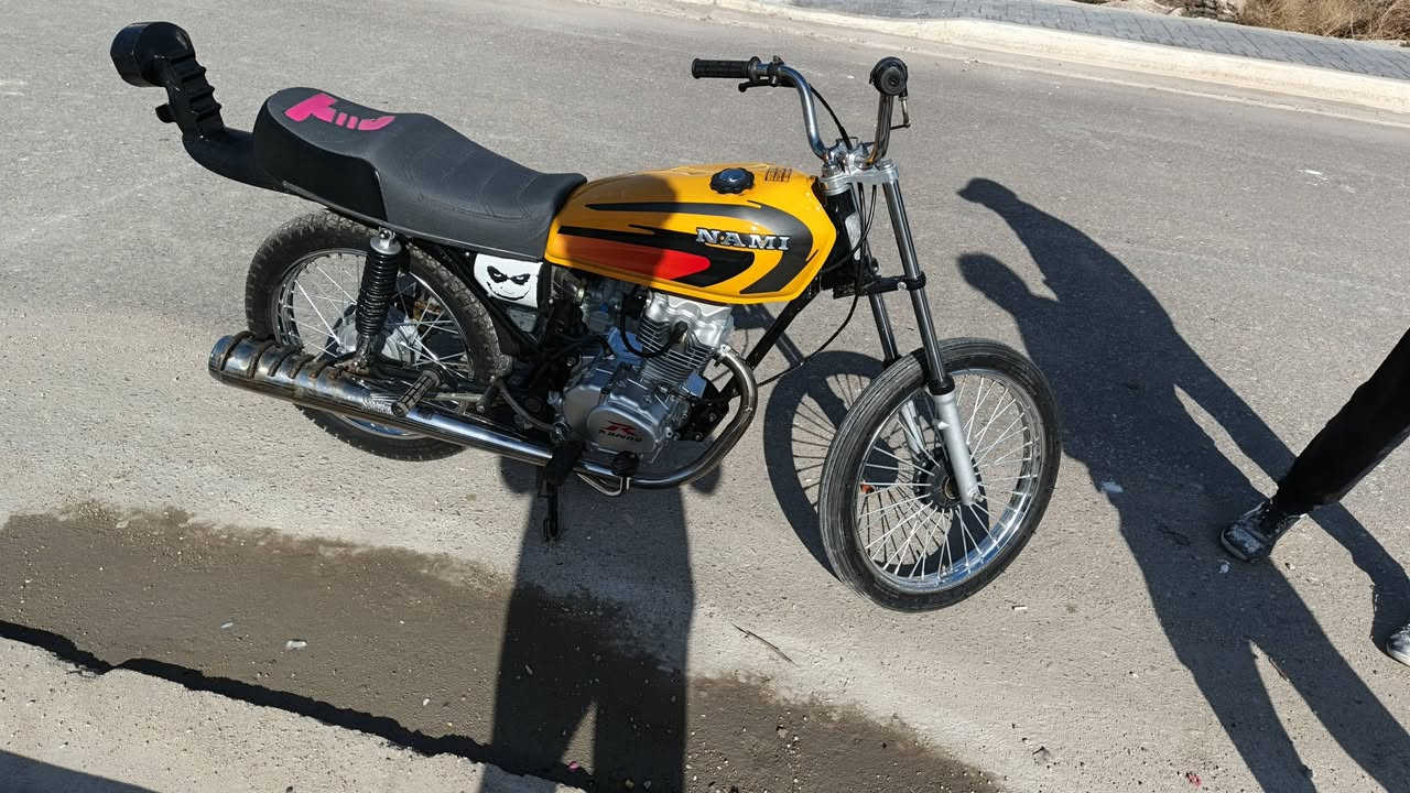 سلام عليكم دراجة أوراق كمله دراجة مامفتوحه  لسعر 950وبيه مجال مكاني بصره كرنه بني  منصور  *********** متواجد فيس  وتساب
