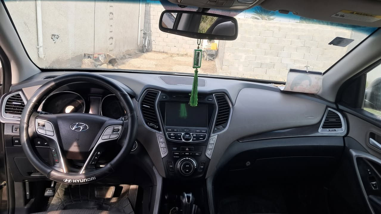 اخوان اريد مراوس باوبامه من موديل ١٢ لحد ١٥ حتى لوبيها قطعه قطعتين عادي ولسنتافي مكفوله كلين تايتل مكينه ٦ راكب ٧ رقم بغداد ولحاب يراوس هذا رقمي ***********
