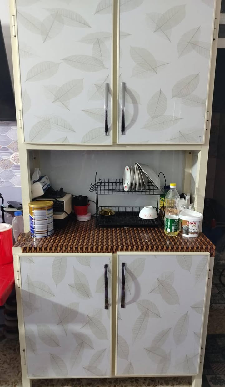 سلام عليكم ثلاجه نضيفه شغاله سعر  450 ألف وبيهة مجال بسيط كاونتر نضيف ومثل ما موضح بصورة السعر 200 ألف وبلازمه 43 سمارت هوم تكنك السعر  200الف وبيه مجال  وقنينه غاز السعر 50 ألف *********** الاتصال ع هاذ الرقم
