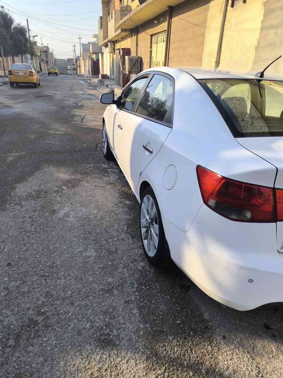 سيرتو موديل 2013 فول مواصفات 1/1 بيه شبر صبغ بلا دواخل للاستفسار ***********
