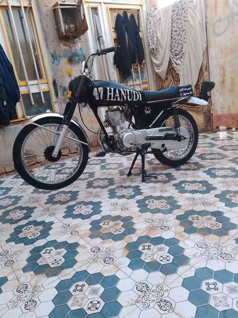 سلام عليكم دراجه للبيع وراق اصولي شاصي2016او تعميره 25 دراجه جاهزه اي نقص مابيهة انضف من تصوير مكان شطره ***********

