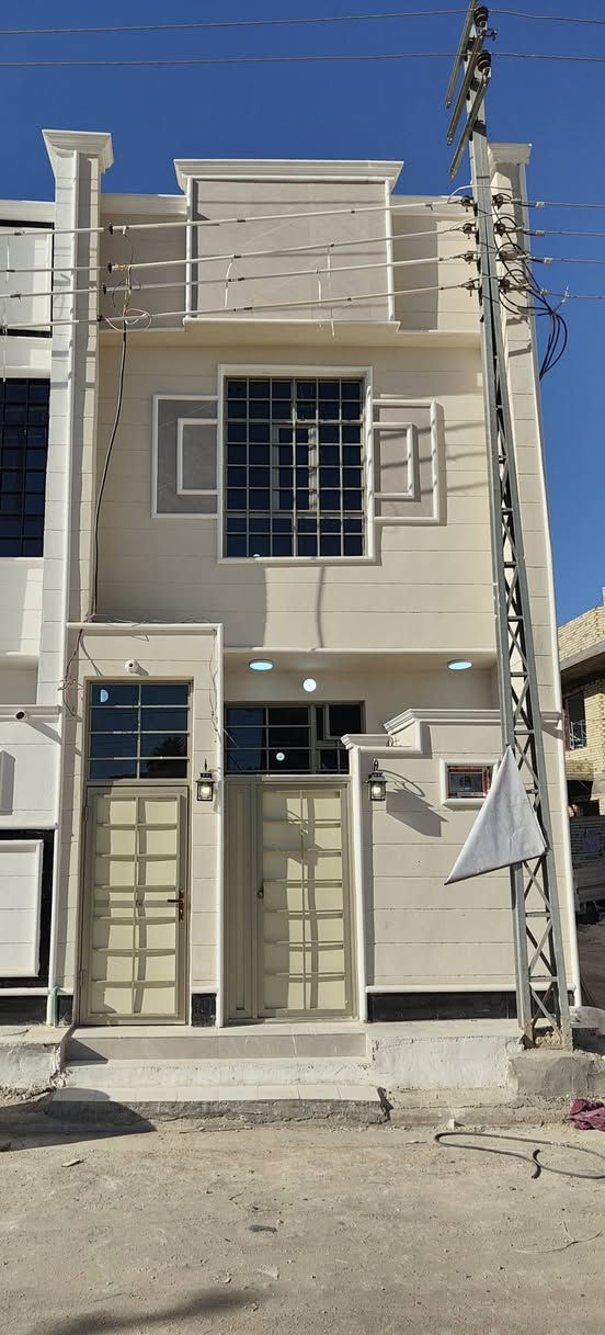 اللهم صل على محمد وال محمد 🥰 بيت 50 م (***********)
بيت 50 م  في كربلاء  مجمع القريشي مقابل مدينة ألعاب سندباد قريب من نفق الأمام العباس ع 
نظام المدخلين كل مدخل معزول وحده
منطقة سكنية تتوفر فيها جميع الخدمات تبليط 10 🥰
طابو زراعي قرار محكمه سند 25 ملك صرف 
السعر ب 120 وبي مجال أن شاء الله شي بسيط 🥰 
للأتصال او واتساب ***********
