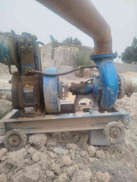 ماطور ابو ل12جديد مستعمل قليل سعره 950 لمكان لفجر رقم لموبايل ***********
