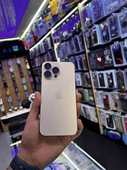 السلام عليكم 
١٦ برو ماكس 
بطاريه ٩٤٪؜ 
الذاكره ٢٥٦ 
مبدل ضهر اصلي وكاله مطابق 
السعر مليون او ١٠٠ الف 
***********
