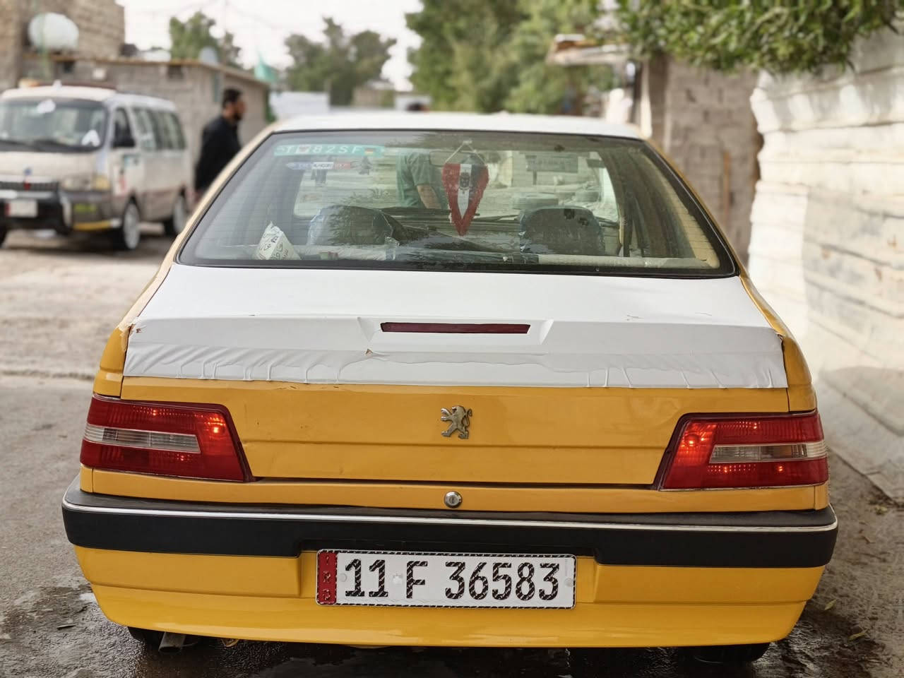 للبيع بيجو لميس 2015 بأسمي رقم بغداد دولي ماشيه 139
مكينة كير حدادية كلة جديد
تبريد ثلج شرط كمبريسر بستم القوي 
راديتر جديد ومنظومة جديد  
تايرات نص عمر 
بيه طخه من الخلف  مبدل بس الدعاميه 
مواصلة للحوض  
مكاني بغداد الشعلة 
السعر 47 وبيه مجال 
الهاتف ***********
