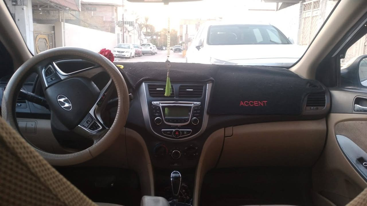 هونداي أكسنت موديل ٢٠١١ رقم اربيل أنكليزي بسمنه مكينه ١٦٠٠ مكفوله من الضربه فقط دحجات تجي وشوف بعينك
السعر ٨٥ ورقه مع المجال**تبريد مكينه كير كفاله
رقم صاحب السياره***********
هونداي أكسنت موديل ٢٠١١ رقم اربيل أنكليزي بسمنه مكينه ١٦٠٠ مكفوله من الضربه فقط دحجات تجي وشوف بعينك
