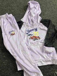 سعر التراك ع ٤ الاف فقط حجز واتساب 07779944822