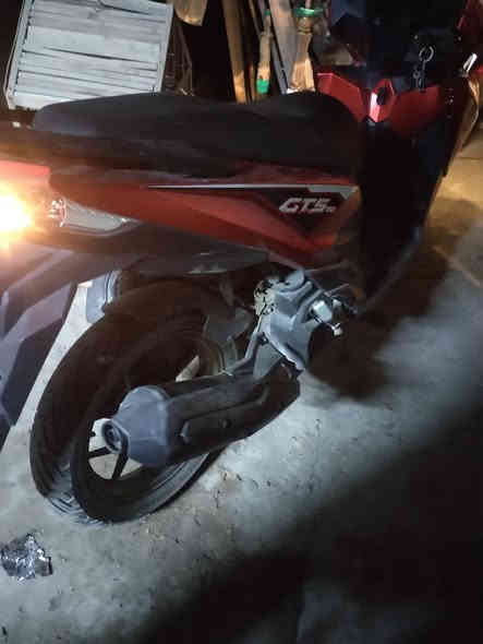 ﷽
اللهم صلِّ على محمد وآل محمد.
دراجة
honda Rusi Flair.
 موديل2022.
كهربائيات شغاله 
سرعه140
عجل(تاير) حجم كبير 
محرك150cc
سلف هندر شغاله الدراجة 
محرك صوت ناصي مابيها اي تبخير
الموقع :بغداد/العامرية
الرقم:***********
