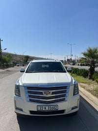 للبيع او مراوس   كاديلاك اسكاليد خليجية وكالةالمنصور كفالة عامة 2015  ...