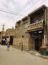 بيت البيع المساحه ٢٠٠ طابوملك صرف البيت يحتوي على استقبال وكراج و٢غرف ...