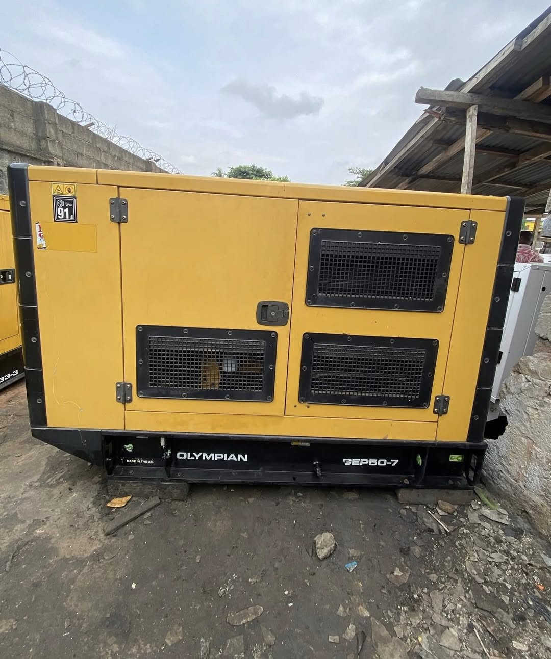 مولدة بيركنز بريطاني مولدة جديدة بمعنى الكلمه 55 كيفي تشغل 5 سبالت مامفتوح بيه برغي خير من الله لاتبخير ولاتنقيص كفالة عامه مكانة الدوانية لاستفسار اكثر والسعر اتصل على ***********
