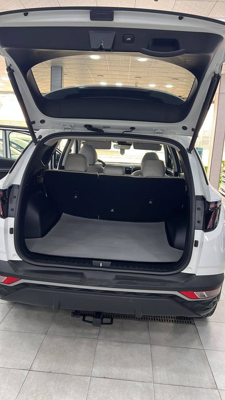 توكسان 2023
وارد امريكي كلين تايتل بدون حادث
فول مواصفات 
السياره ماشيه 65 كيلو متر
السعر 198 وبيها مجال
للاستفسار ***********
واتساب ***********
