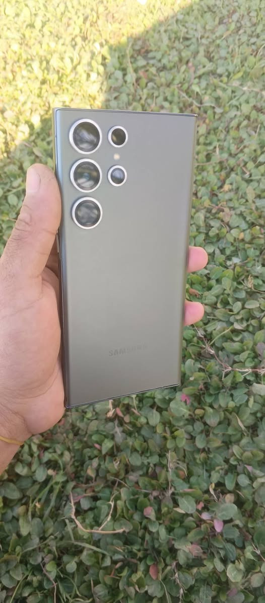 السلام عليكم للبيع ايس 23 التره الذاكرة 256ارام 12 شرط شرق اوسط مامفتوح السعر 650
غير متواجد على فيس ***********
