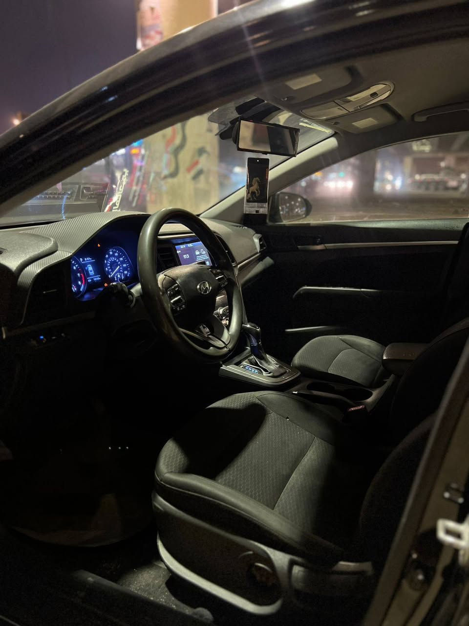 السلام عليكم 
النترا موديل 2020 أمريكي 
حادثها خشم الجاملغ فقط 
رقم شمالي تحويل أو وكاله موجود 
سونارها موجود مواصفاتها معروفه 
سياره نظيفة وحلوه واحلى من الصور
سعرها ١١٨$ وبيها مجال بسيط 
مكانها بابل بالحله 
اتصل واستفسر ***********
مكلف بالنشر
