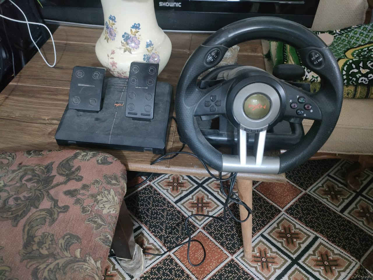 سلام عليكم البيع بيسي مواصفاتها موجودة بل صورة موس وكيبورت مال كيمنك معة دركسون شغال معا يوبس شراي يتصل متواجد خاص *********** سعره 375 مكاني بغداد حي اور
