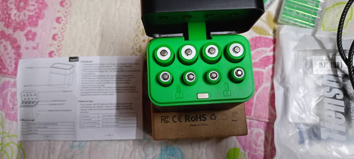 قاعده شحن بيها بطاريات جديدة لوك ليثيوم شحن  بيها بطاريات ريمونت 4 وقلم ساعه 4بيها اصليه سعرهم 30الف
وبطاريات قلم عدد6 شحن تابسي ام علبه سعرهم 15الف
• مكان حي عامل بغداد***********  واتساب
***********
