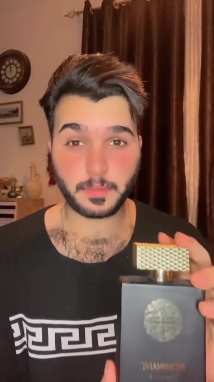 لا عطر دومينات ثبات وفوحان من اجود انواع العطور فخامه مع ضمان 24 ساعه كل هذه والسعر 30😍  عليههه عرض والتوصيل مجاني تخيلووو بس


**إذا كنت صاحب هذا الإعلان وتريد حذفه لأي سبب، رجاءا أرسل رسالة إلى الدعم الفني**