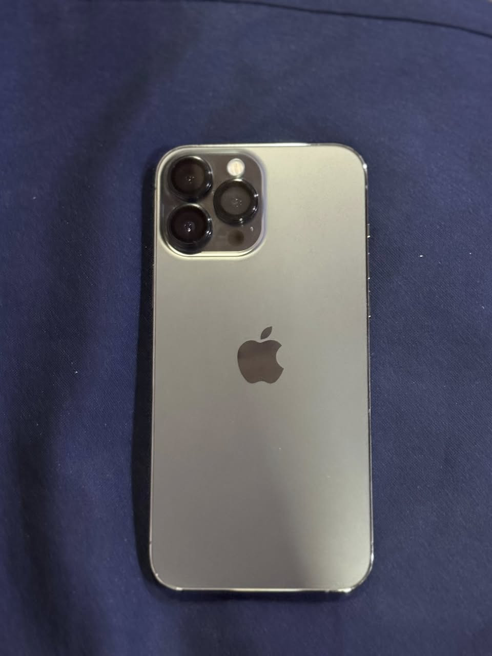 13 برو ماكس
ذاكرة 256 بطارية 97 شرط قطارة بل شحن
نموذج M جهاز نورمال شرط مايعبر هوا
ونضيف مال بيت سعر 660 الف
*********** الشراي يتصل او خاص 
موصل الايسر
