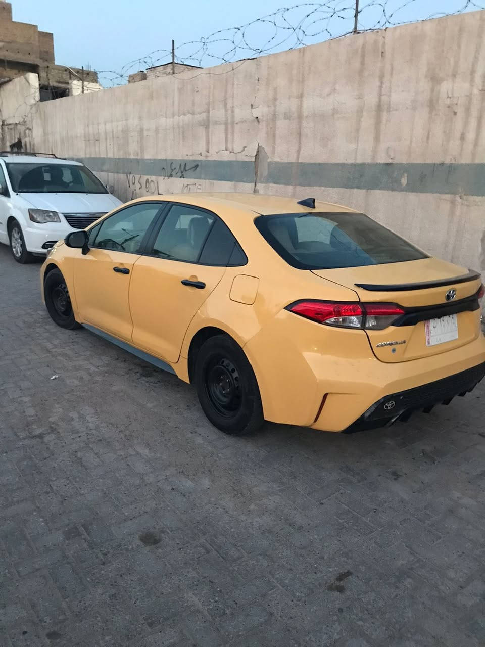 كورلا 2021محرك 2000  امريكي حادثه موجود ب الصور فقط قبق جنطه بارد بدون دواخل الاستفسار الاتصال ع الرقم *********** مكلف ب النشر السعر 135 المكان بغداد
