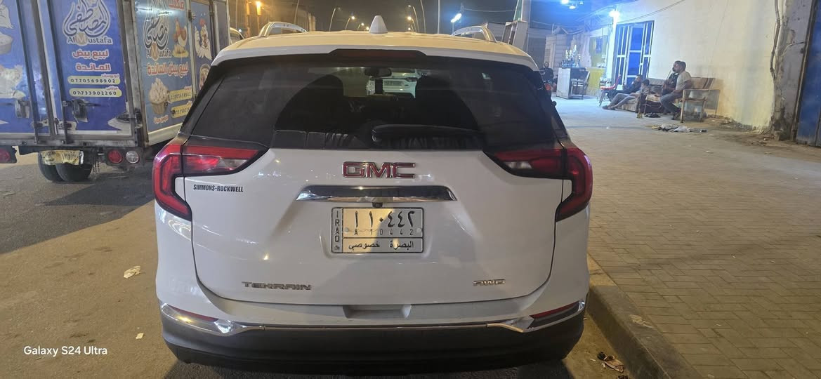 جمسي تيران 2020
رقم بصره تحويل ثاني يوم اللون ابيض حادث جدا خفيف محرك 1500cc فول مواصفات ما عدا الفتحه لا حاحه لذكر المواصفات من بصمه ودخول ذكي اربع ابواب وتحديد مسار وكامرات وتنبيه عند التقرب من التصادم وقطعتين تريد وهواي مواصفت بيها.. السياره كفاله عامه من الصبغ والتبديل السعر 150 قفل رقم التليفون
***********
