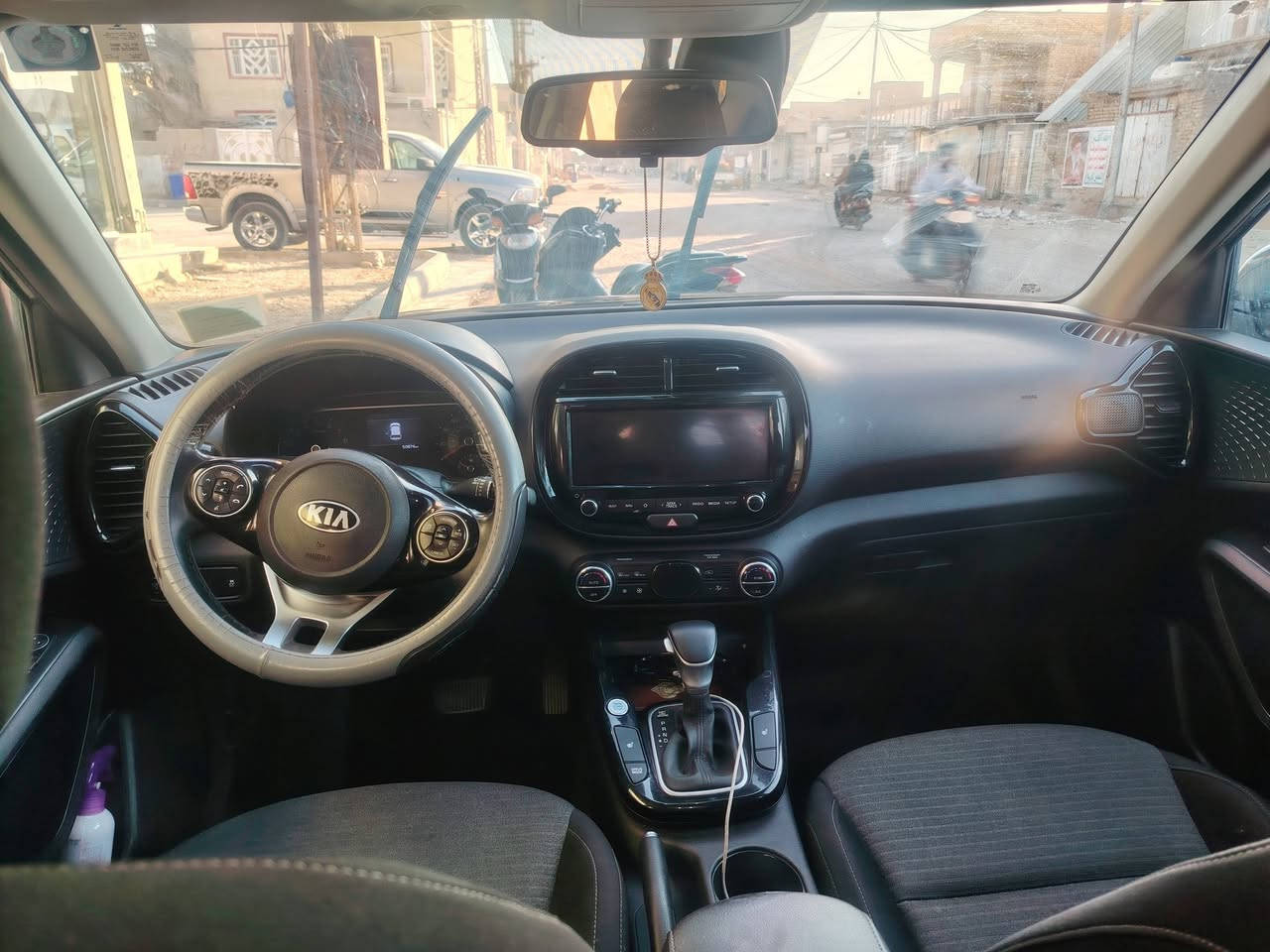 كيه صول ٢١ رقم بغداد مكانه كوت
موصفات مكينه ٢٠٠٠دوش
رادارات
شاشه جبير
فتح سقف
كشنات تدفئة
حساس بل مري
منضوه لايت جديده هوايه بعد بيه شغلا ماعرفه
تخم تاير
سنويه جديده
سوناره موجود بل منشور
سعره تواصل ويه صاحب سياره اني مكلف بل نشر ***********
