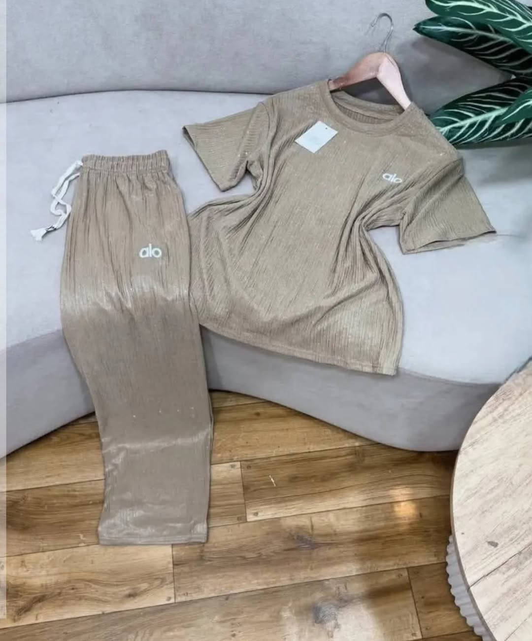 عرض سعر القطعة 8 الف


**إذا كنت صاحب هذا الإعلان وتريد حذفه لأي سبب، رجاءا أرسل رسالة إلى الدعم الفني**