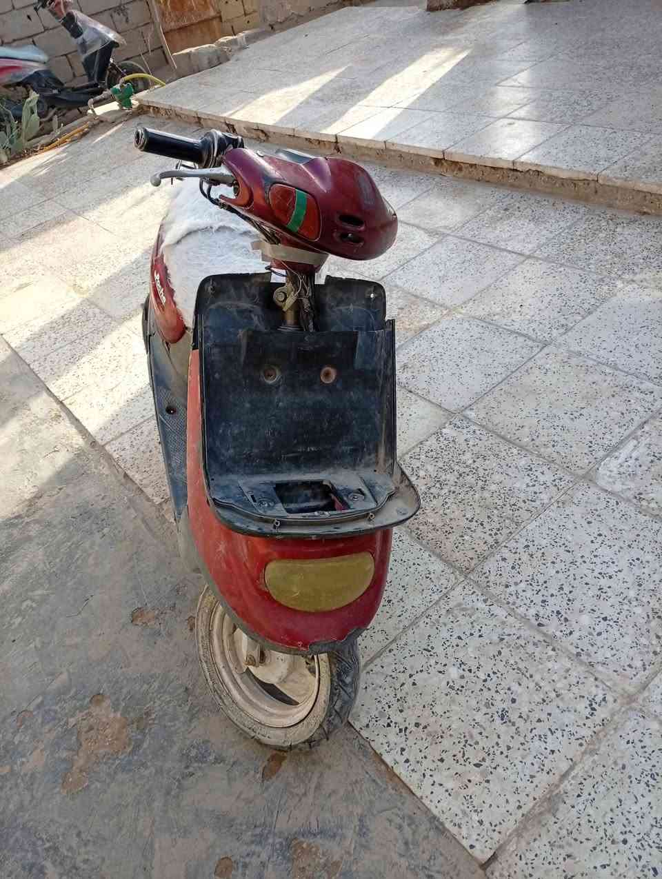 سلام عليكم دراجه ام سله كهربائيات كلها شغاله بس باتري نقص وتريد ترتيب سعر 150وبيهاا مجال قليل مكان مسيب طريق ابو جاسم (ع)***********
